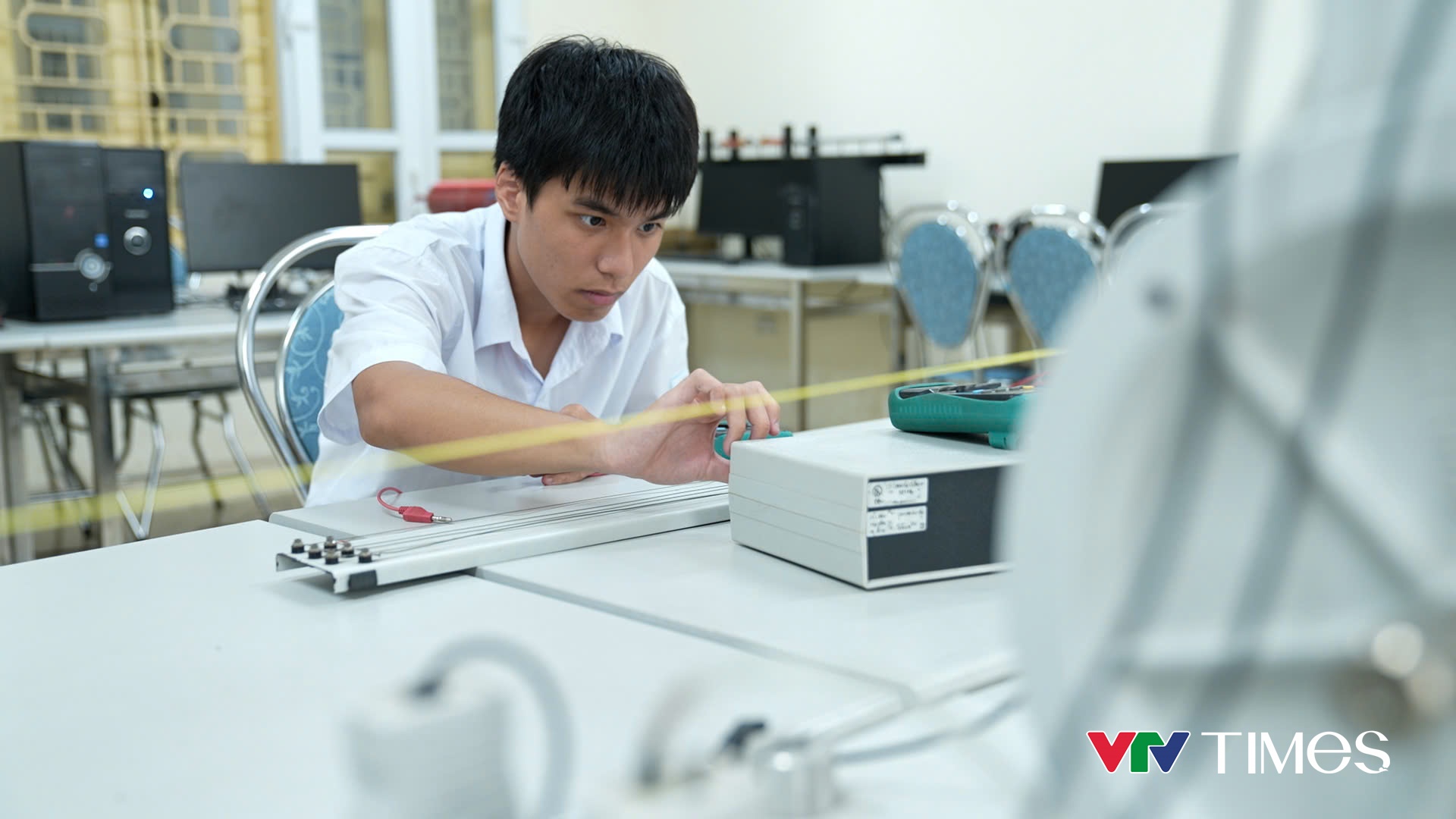 Nguyễn Nhật Minh: Ph&iacute;a sau điểm tuyệt đối 30/30 thi Vật l&yacute; quốc tế - Ảnh 5.