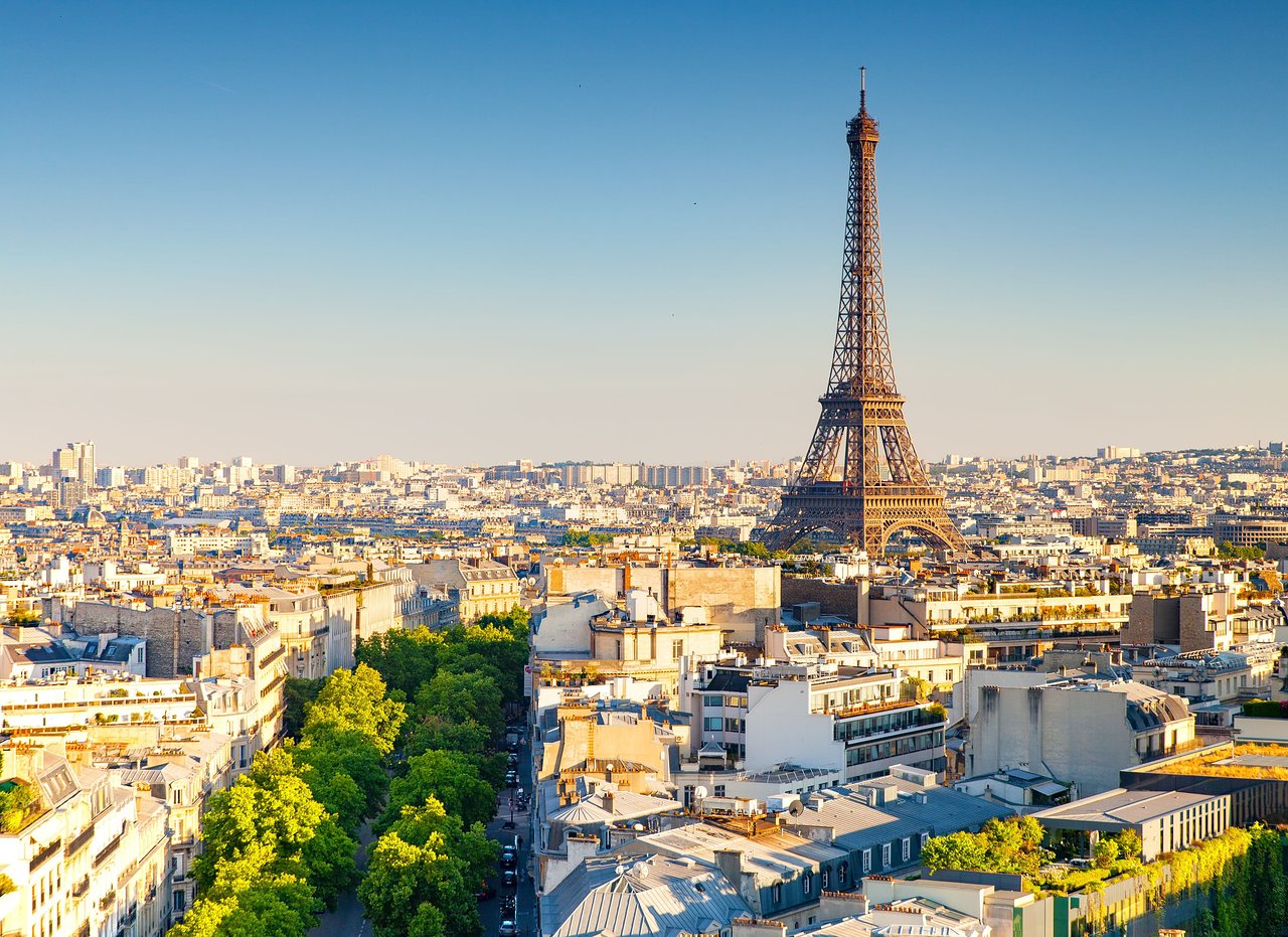 V&igrave; sao Paris gi&agrave;u c&oacute; như vậy nhưng kh&ocirc;ng c&oacute; nh&agrave; cao tầng? - Ảnh 1.