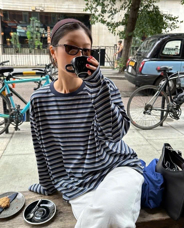 Chiếc &aacute;o cứ trời se lạnh l&agrave; hot, mặc kiểu g&igrave; cũng th&agrave;nh người xinh!- Ảnh 18.