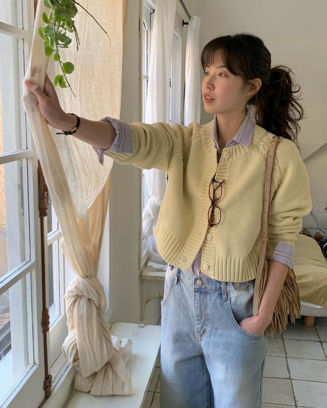 Dâu hào môn Hương Liên đón mùa thu Hà Nội: Từ visual đến style đều đẹp như cảnh phim- Ảnh 12.