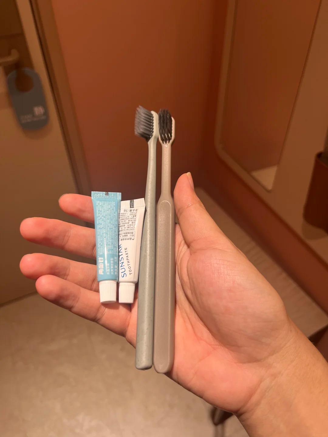 Thu&ecirc; kh&aacute;ch sạn ở gần c&ocirc;ng ty đi l&agrave;m cho tiện, c&ocirc; g&aacute;i trả 77 triệu sau 80 đ&ecirc;m v&agrave; chưa c&oacute; &yacute; định dừng lại - Ảnh 7.