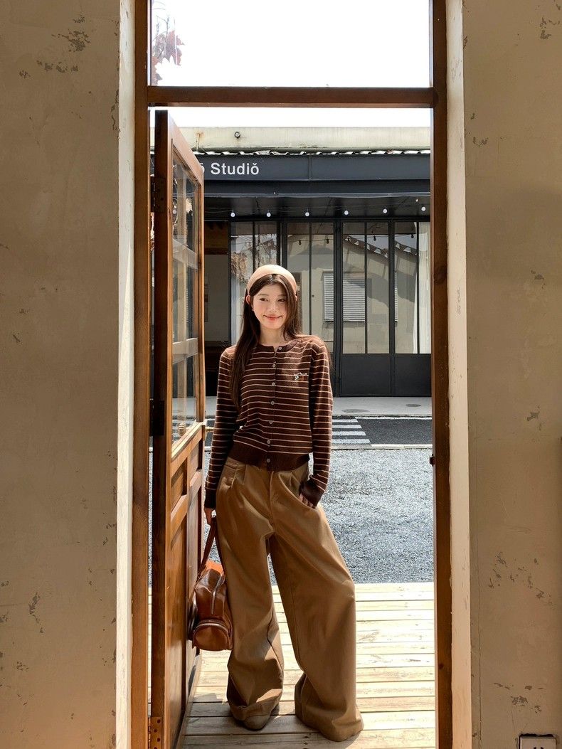 Dâu hào môn Hương Liên đón mùa thu Hà Nội: Từ visual đến style đều đẹp như cảnh phim- Ảnh 11.