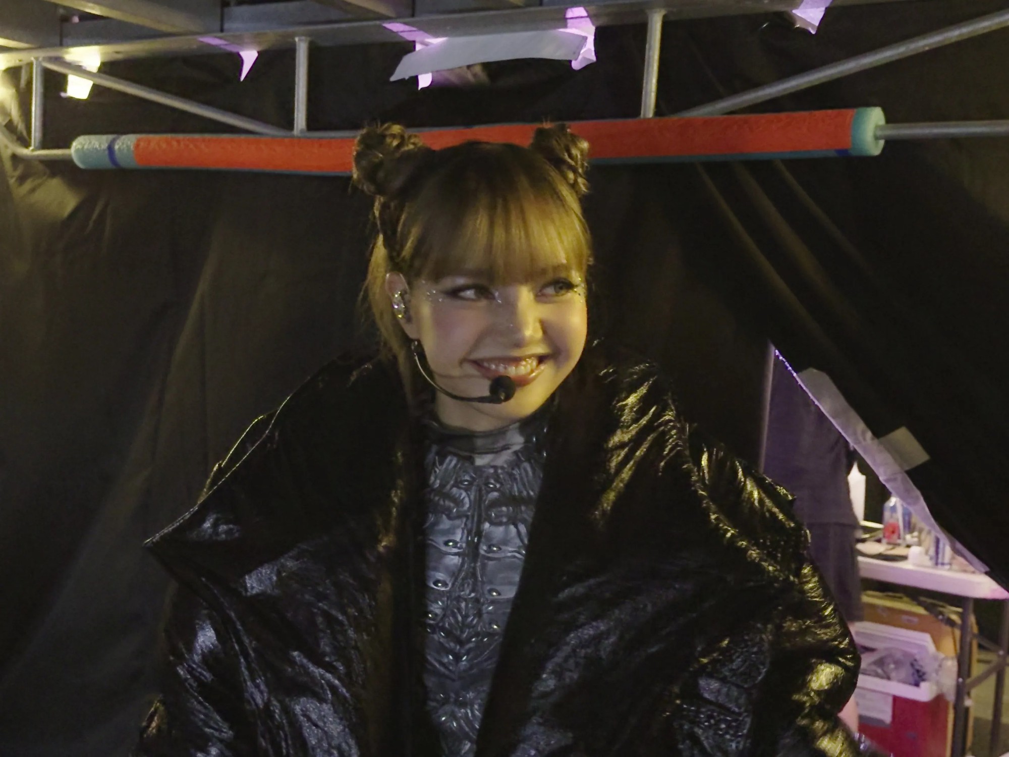 Lisa (BLACKPINK) xin lỗi v&igrave; ph&acirc;n biệt chủng tộc, phản ứng của netizen mới l&agrave; điều bất ngờ- Ảnh 6.