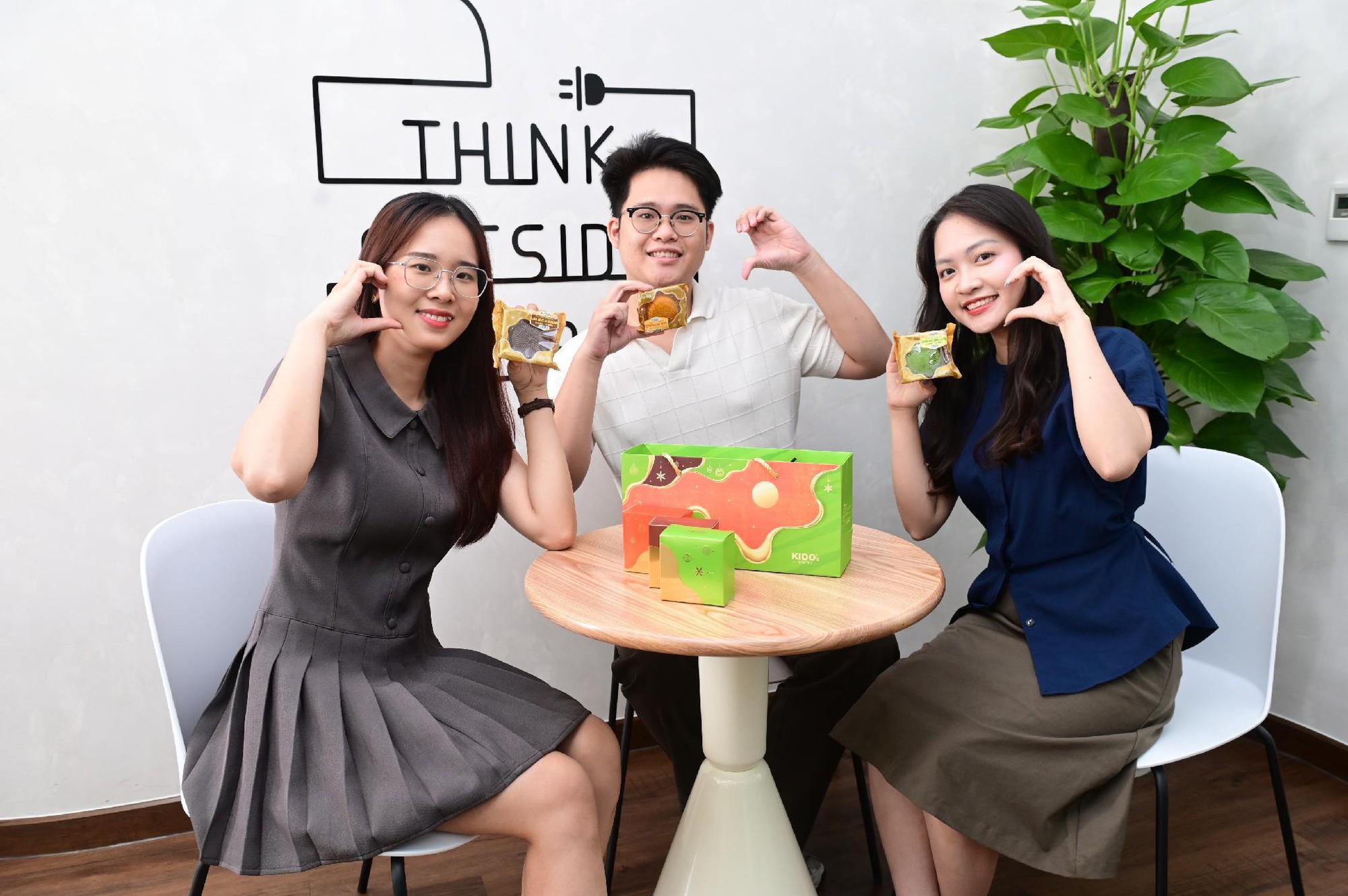 Tuần cận rằm đi đ&acirc;u? Đến ngay c&aacute;c điểm chạm Trung thu KIDOs Bakery để quẩy lễ, check-in rực rỡ v&agrave; săn b&aacute;nh ngon chuẩn gu! - Ảnh 4.