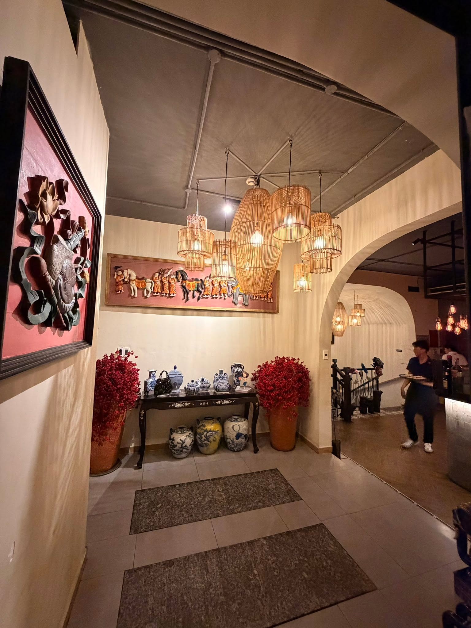 Nữ diễn vi&ecirc;n đ&igrave;nh đ&aacute;m bỏ showbiz đi b&aacute;n x&ocirc;i cua ở đường Nguyễn Lương Bằng, TP.HCM- Ảnh 6.