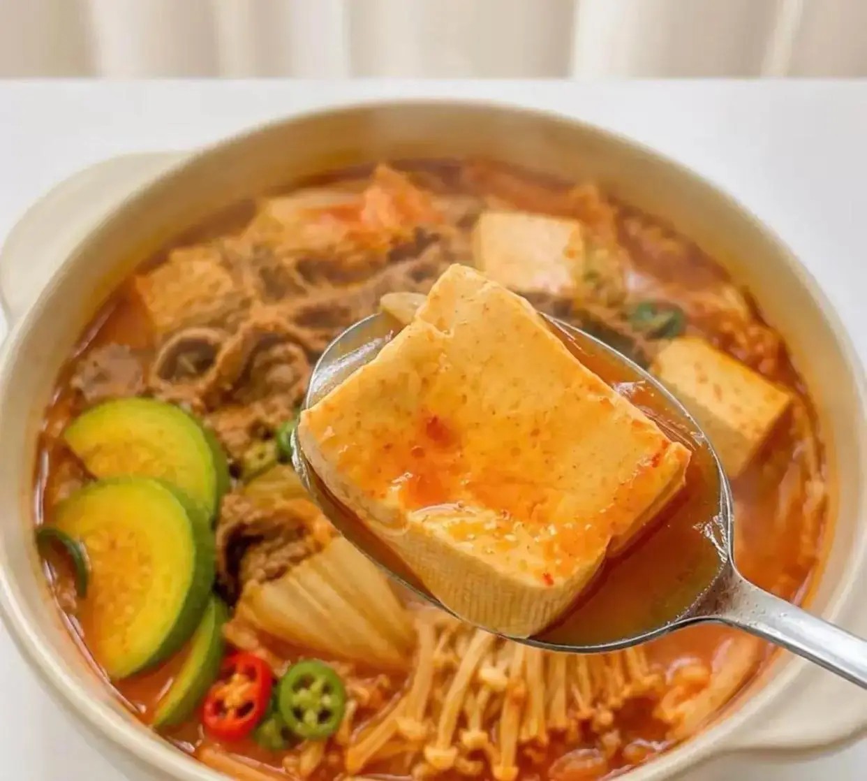 Cả nhà tôi đều "mê mẩn" món canh này, đến nỗi húp sạch không còn một giọt nước- Ảnh 4.