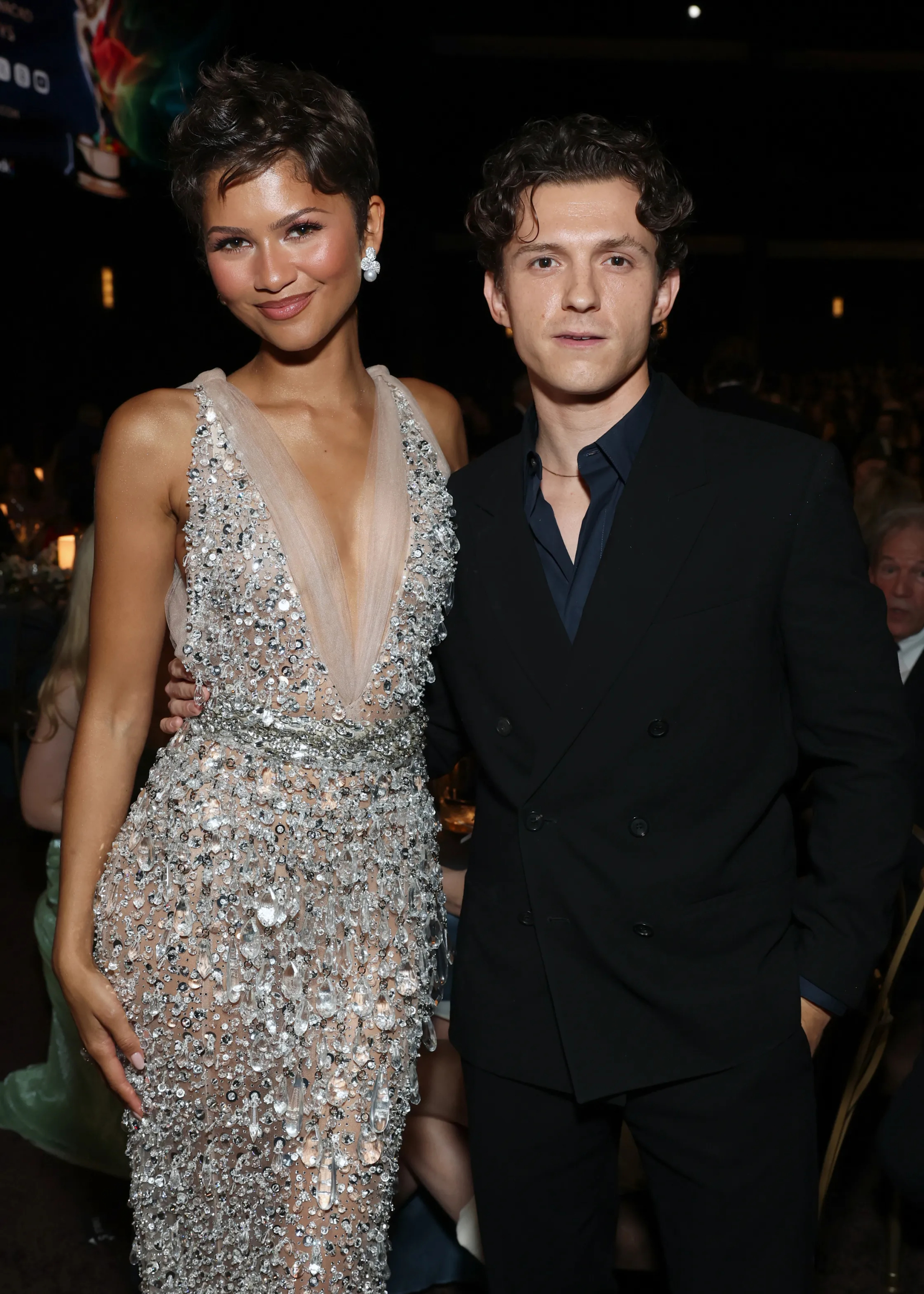 Th&igrave; ra kh&ocirc;ng c&oacute; m&aacute;y quay, "Người Nhện" Tom Holland đối xử với vợ minh tinh thế n&agrave;y đ&acirc;y- Ảnh 2.
