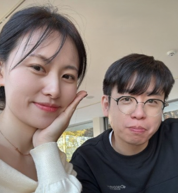 Cặp đ&ocirc;i showbiz vừa cho nhau lối đi ri&ecirc;ng sau 6 th&aacute;ng hẹn h&ograve;- Ảnh 5.