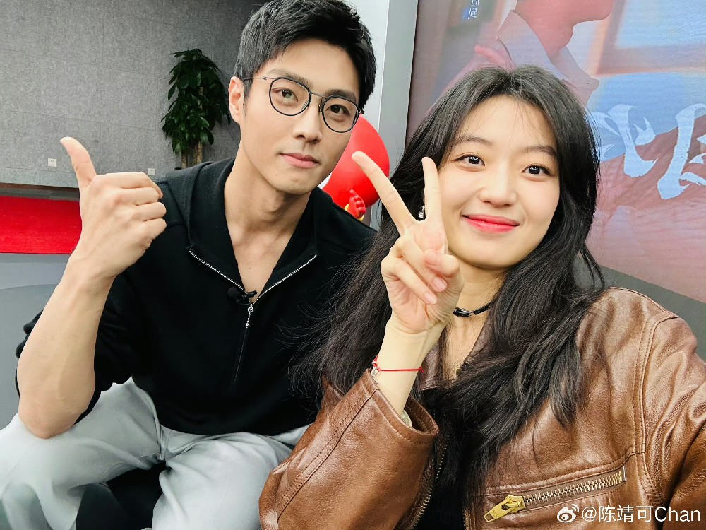 Mỹ nhân gen Z viral khắp Việt Nam cả tháng qua bị bóc trần nhan sắc thật- Ảnh 6.