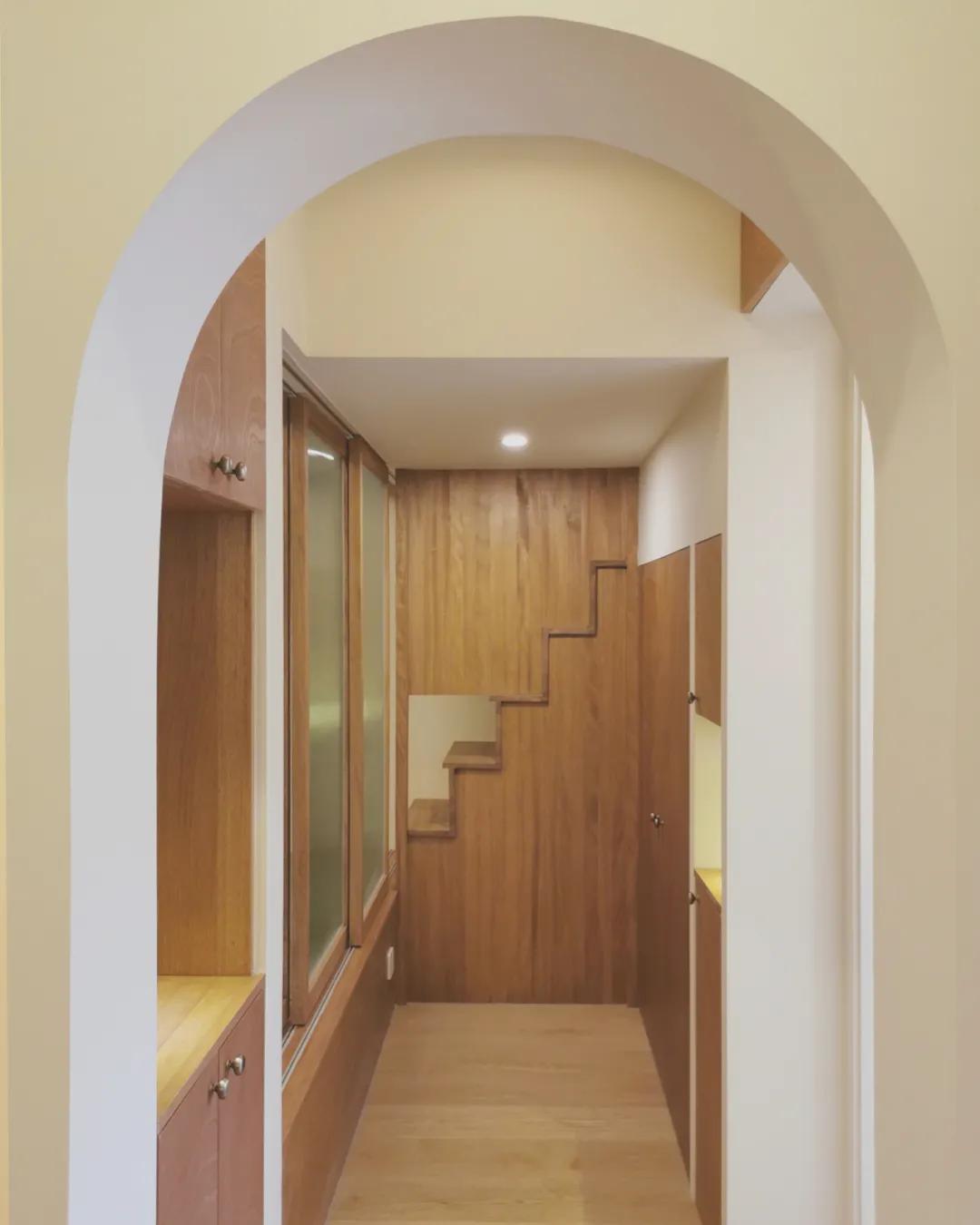 Từ nhà 180m² xuống căn hộ 45m², gia đình 3 người lại thấy dễ sống hơn: Con gái nói đây là ngôi nhà tốt nhất từng ở- Ảnh 3.