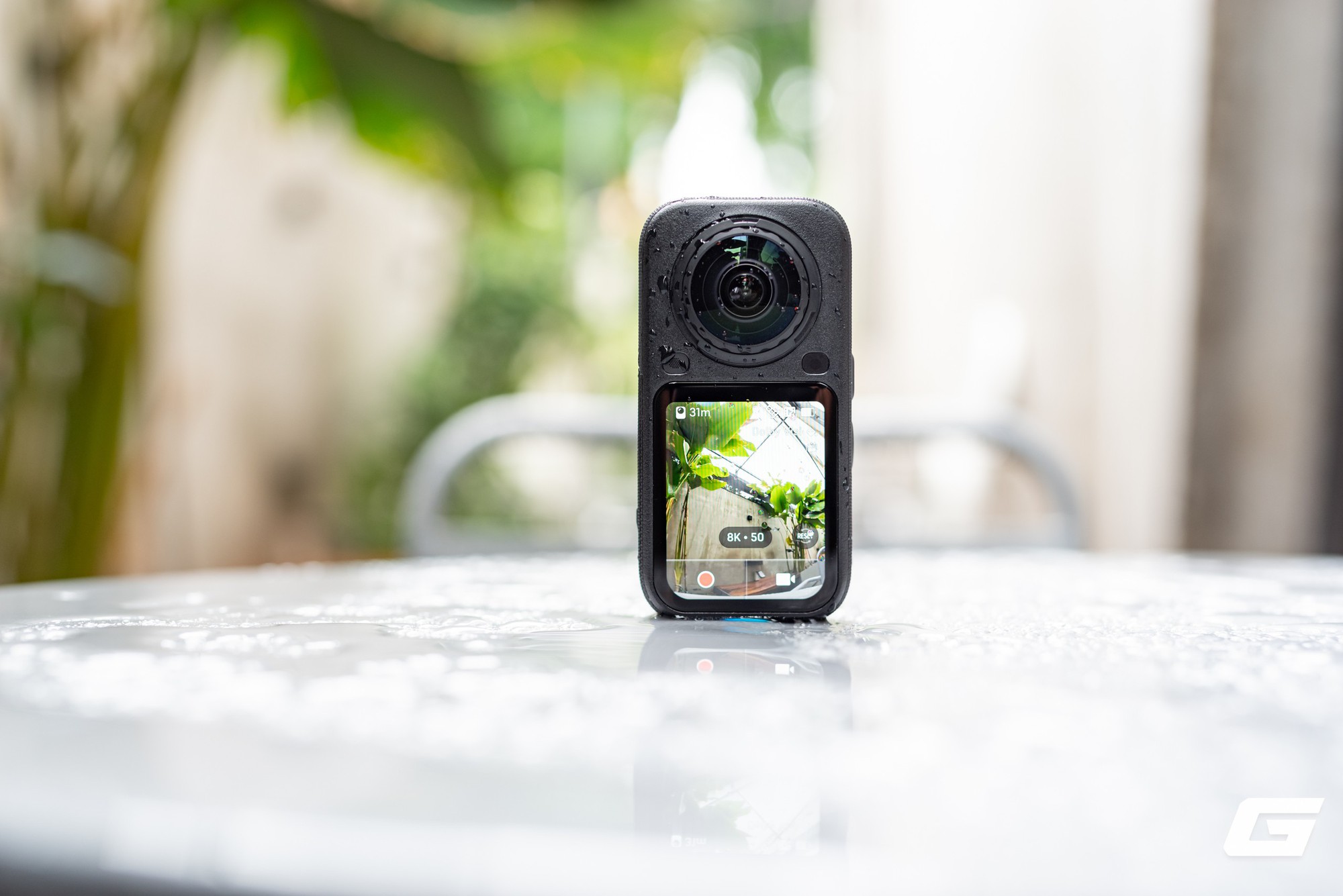 Cận cảnh Insta360 X6: Gọn hơn, mạnh hơn đ&atilde; đ&agrave;nh, lại c&ograve;n c&oacute; cả AI dựng video trực tiếp - Ảnh 8.