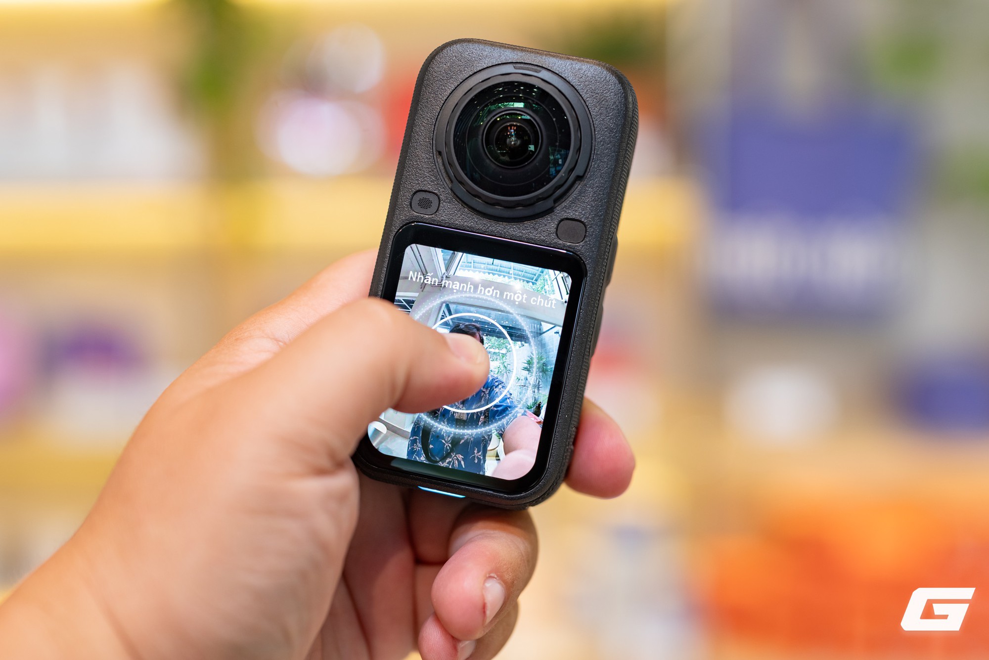 Cận cảnh Insta360 X6: Gọn hơn, mạnh hơn đ&atilde; đ&agrave;nh, lại c&ograve;n c&oacute; cả AI dựng video trực tiếp - Ảnh 9.