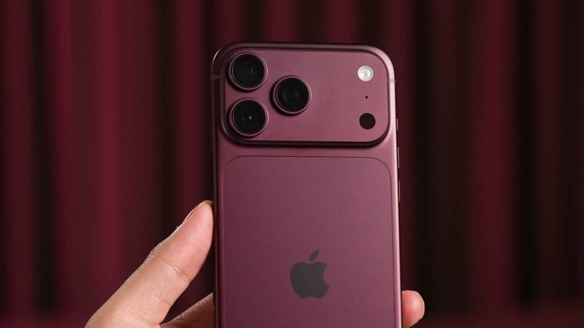 &rlm;Cận cảnh mở hộp iPhone 18 Pro v&agrave; Pro Max trước ng&agrave;y l&ecirc;n kệ tại Việt Nam - Ảnh 4.