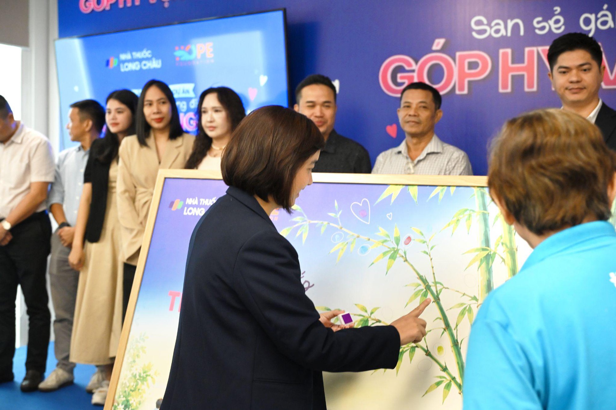 Chung tay tiếp sức bệnh nh&acirc;n ung thư vượt qua nghịch cảnh: Long Ch&acirc;u, Quỹ HOPE c&ugrave;ng c&aacute;c đối t&aacute;c dược phẩm khởi động dự &aacute;n cộng đồng - Ảnh 5.