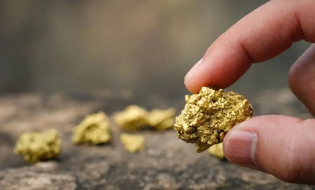 Phát hiện mỏ chứa hơn 1.000 tấn vàng dưới lòng đất ngay tại láng giềng Việt Nam, giá trị hơn 80 tỷ USD- Ảnh 1.