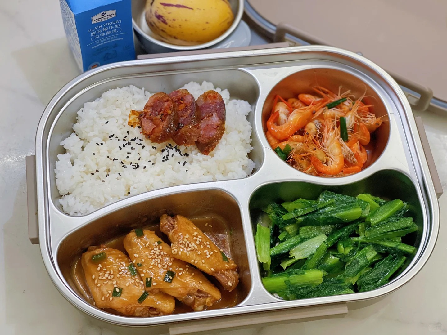 Mẹ ng&agrave;y n&agrave;o cũng chuẩn bị cơm hộp cho con trai cấp 2, nh&igrave;n th&agrave;nh phẩm, d&acirc;n mạng: "Xin lỗi, t&ocirc;i kh&ocirc;ng ăn nổi canteen nữa" - Ảnh 3.