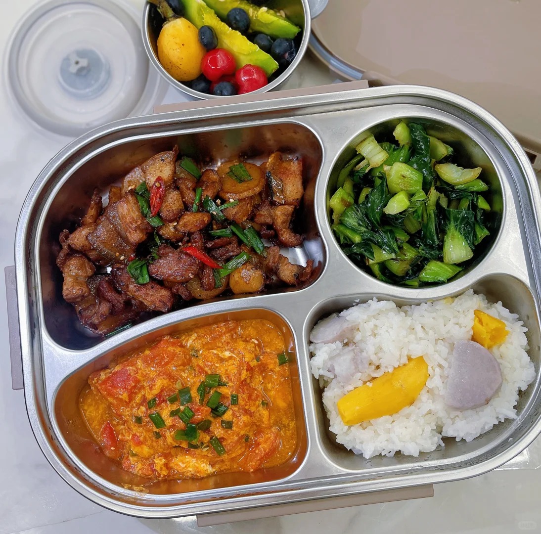 Mẹ ng&agrave;y n&agrave;o cũng chuẩn bị cơm hộp cho con trai cấp 2, nh&igrave;n th&agrave;nh phẩm, d&acirc;n mạng: "Xin lỗi, t&ocirc;i kh&ocirc;ng ăn nổi canteen nữa" - Ảnh 7.