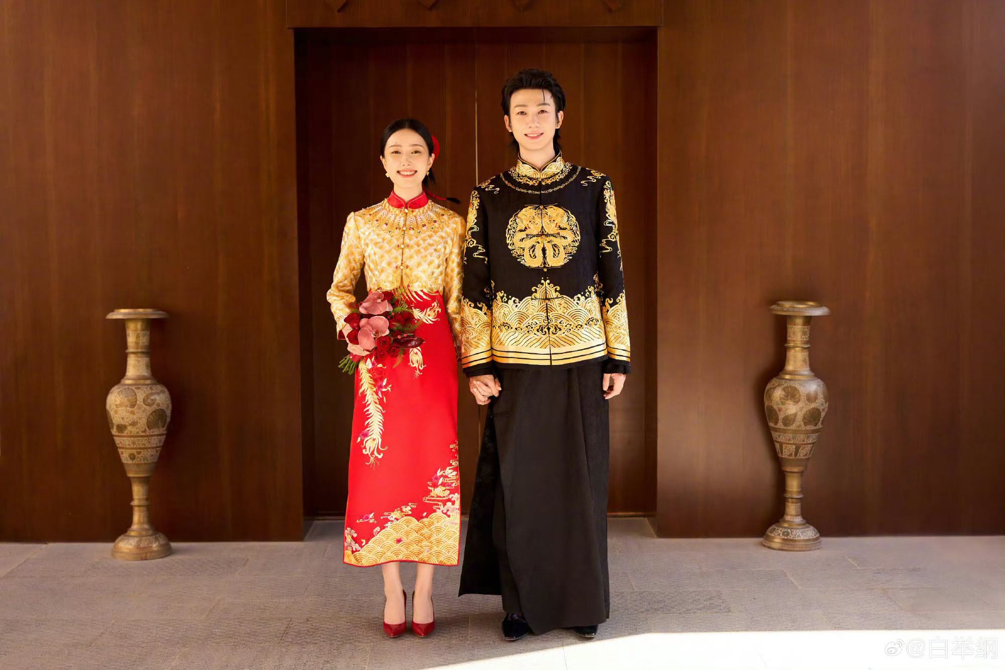 Showbiz đón "song hỷ lâm môn": 2 nam ca sĩ bất ngờ cùng thông báo lấy vợ, danh tính cô dâu gây ngỡ ngàng- Ảnh 6.