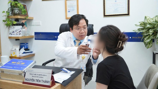 L&agrave;m đẹp cấp tốc m&ugrave;a tựu trường, nhiều nữ sinh mặt sưng như ong đốt- Ảnh 2.