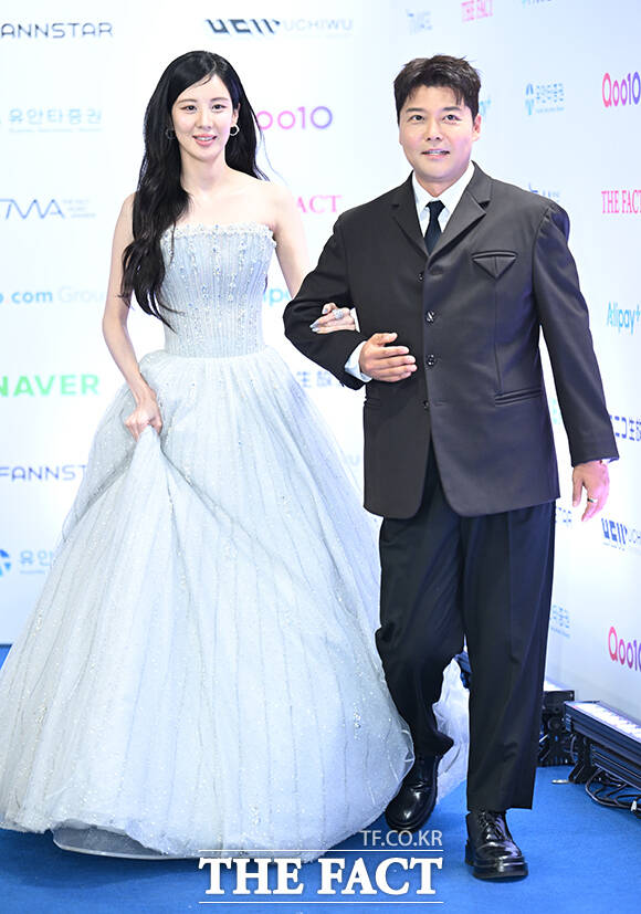 Sự kiện hot nhất showbiz h&ocirc;m nay: Seohyun (SNSD) h&oacute;a nữ thần, nam thần BAD "hẩy ngực" chiếm trọn spotlight- Ảnh 2.