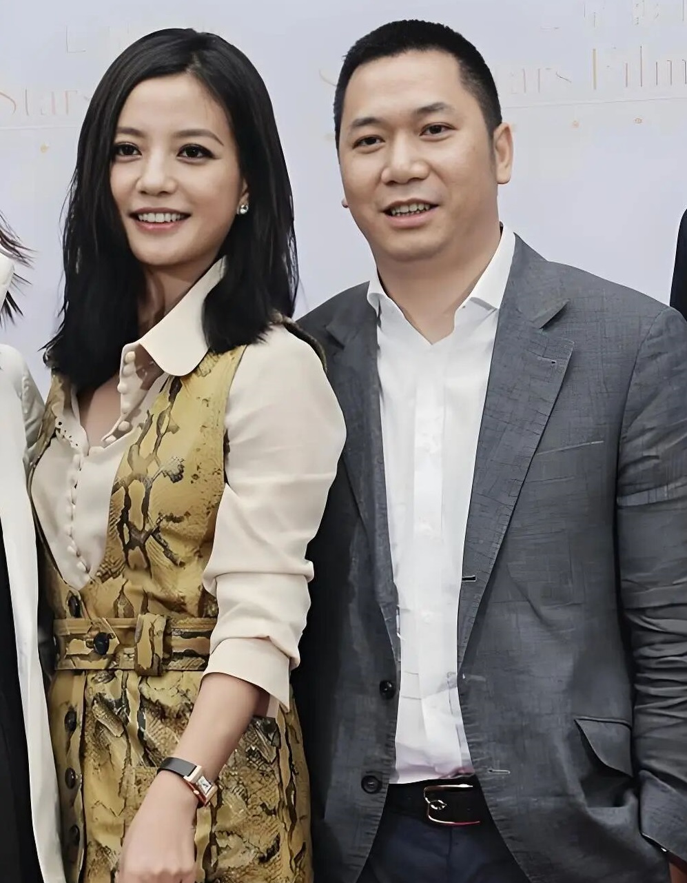 Triệu Vy sau 5 năm bị phong s&aacute;t: Cuộc sống kh&oacute; khăn, g&aacute;nh nhiều khoản nợ- Ảnh 3.