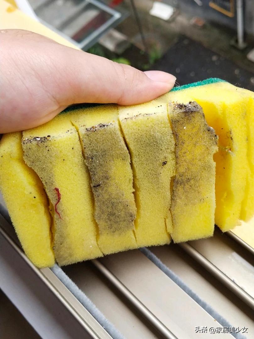 T&ocirc;i từng mất cả buổi dọn nh&agrave;, mẹ chồng chỉ cần v&agrave;i mẹo nhỏ: 7 c&aacute;ch l&agrave;m khiến việc nh&agrave; nhẹ đi một nửa- Ảnh 2.