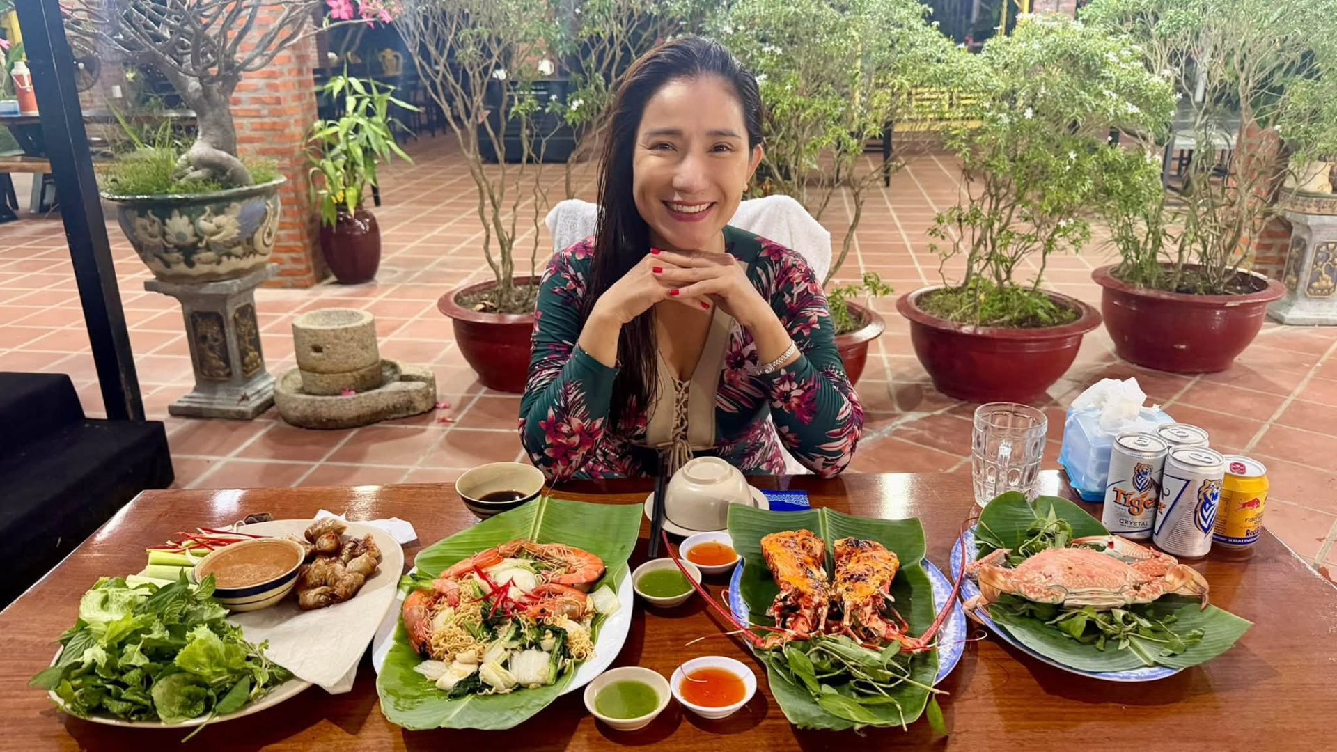 Sao nữ Vbiz đ&oacute;ng tiệm sau hơn 9 th&aacute;ng mở ở TP.HCM: Phải b&ugrave; lỗ, lấy tiền t&uacute;i trả lương nh&acirc;n vi&ecirc;n- Ảnh 5.