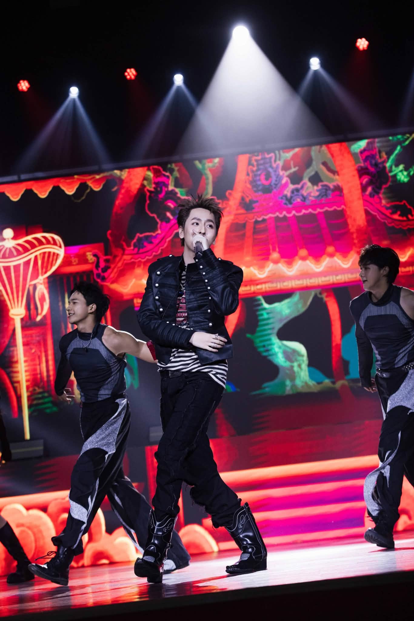 Để rapper hát bolero là thế này đây - Ảnh 8.