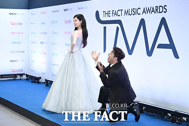 Sự kiện hot nhất showbiz h&ocirc;m nay: Seohyun (SNSD) h&oacute;a nữ thần, nam thần BAD "hẩy ngực" chiếm trọn spotlight- Ảnh 5.