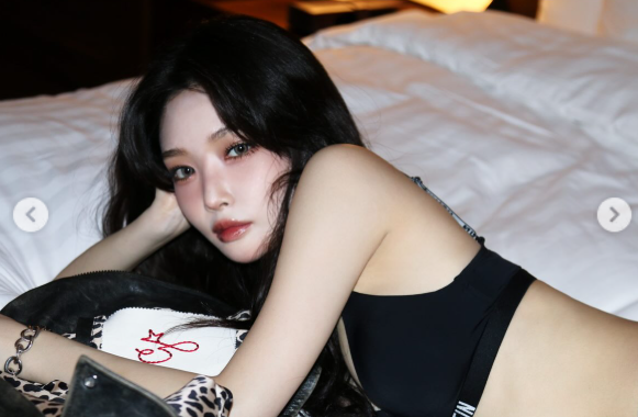 Nữ ca sĩ nổi tiếng vừa phải đi cấp cứu gấp- Ảnh 1.