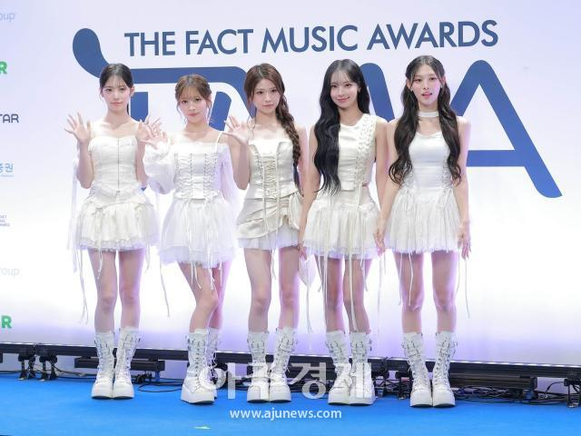 Sự kiện hot nhất showbiz h&ocirc;m nay: Seohyun (SNSD) h&oacute;a nữ thần, nam thần BAD "hẩy ngực" chiếm trọn spotlight- Ảnh 25.