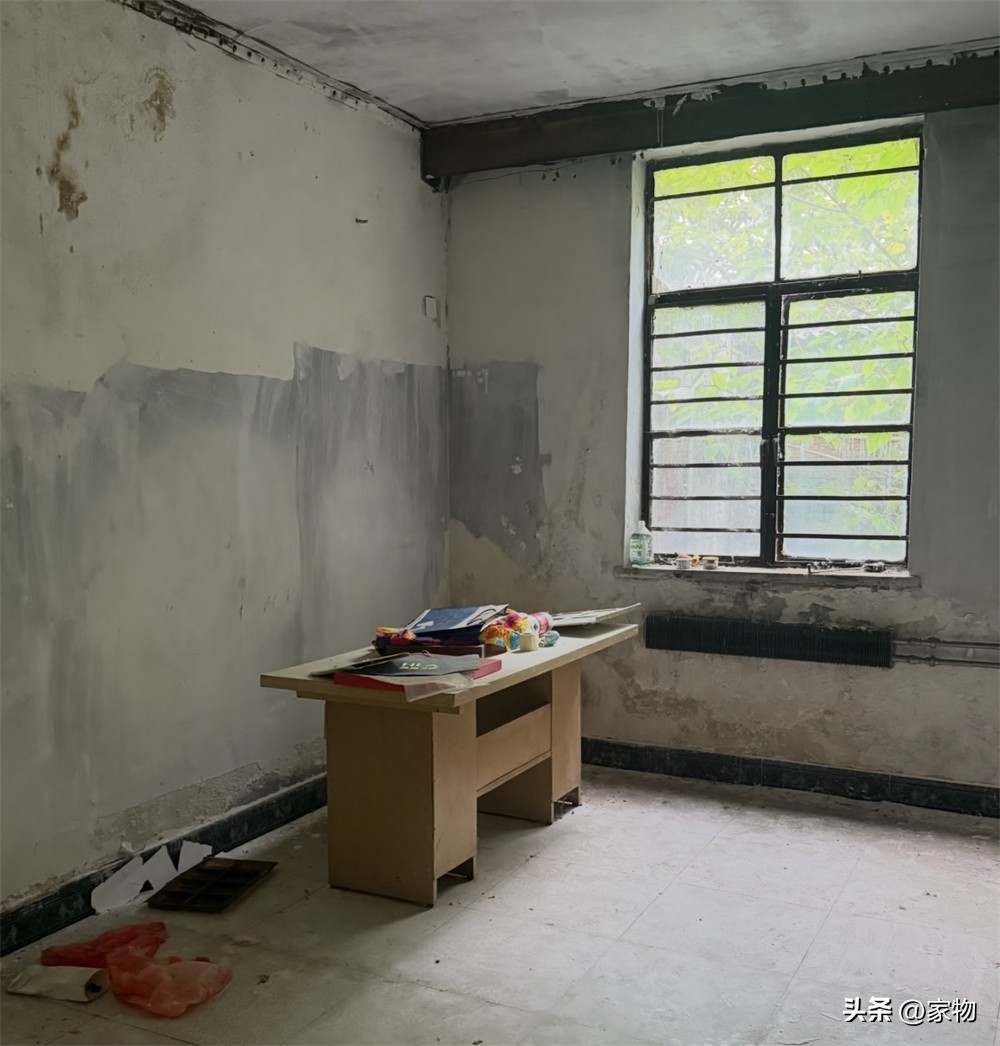 Bị ch&ecirc; v&igrave; mua căn hộ tầng trệt xuống cấp, c&ocirc; g&aacute;i cải tạo ng&acirc;n s&aacute;ch thấp v&agrave; nhận lại một ng&ocirc;i nh&agrave; ai cũng m&ecirc;- Ảnh 9.