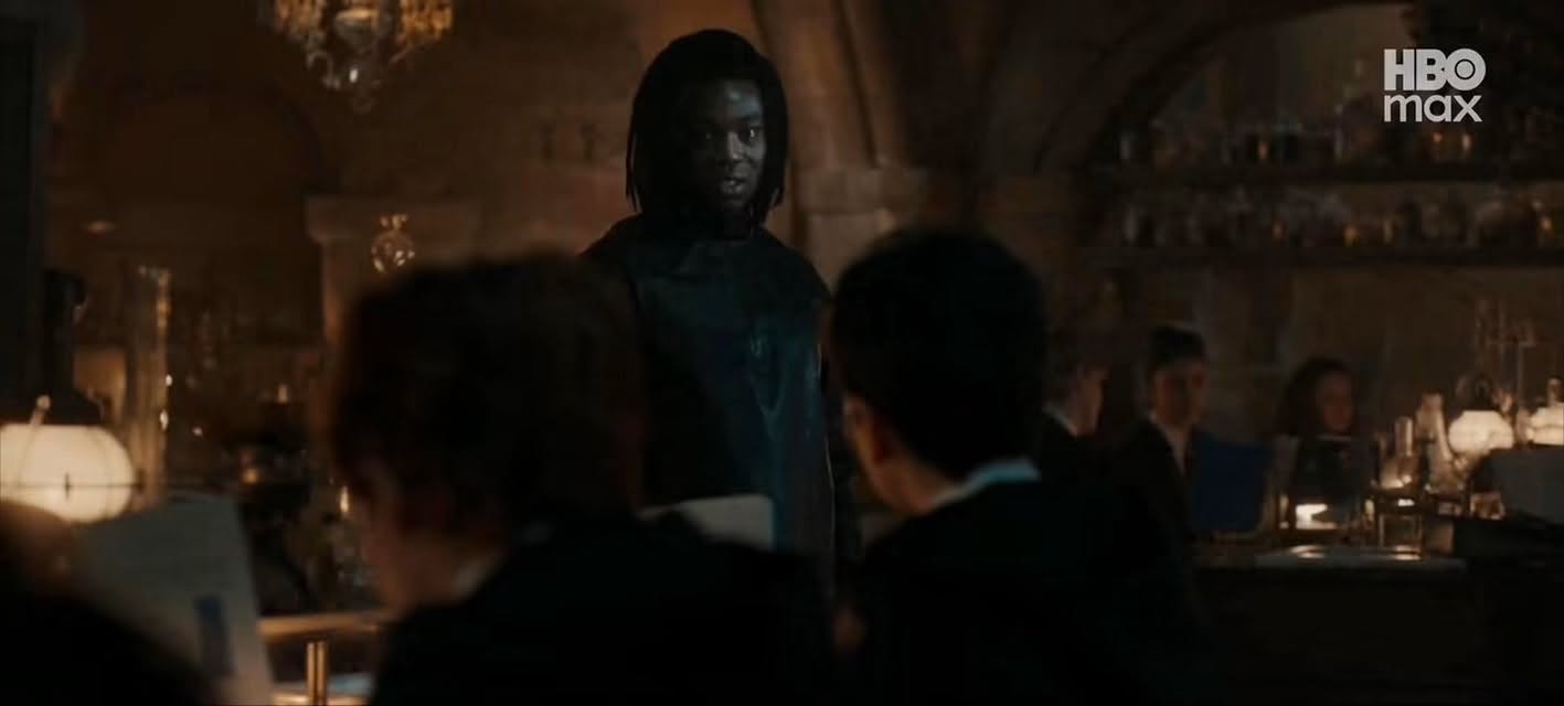 Harry Potter bản truyền h&igrave;nh tung trailer khiến MXH dậy s&oacute;ng: Hermione hớp hồn kh&aacute;n giả, một nh&acirc;n vật c&oacute; th&ugrave; với NSX- Ảnh 10.