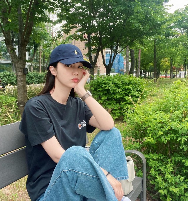 Lương không tăng, 1 bữa ăn đạm bạc cũng hơn 277k: Dân tình đành thay đổi cách tiêu tiền- Ảnh 1.