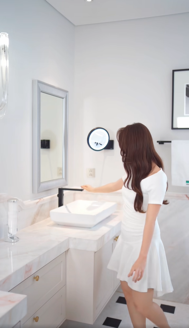 Căn nhà gia đình chồng tặng Diễm My 9X- Ảnh 8.