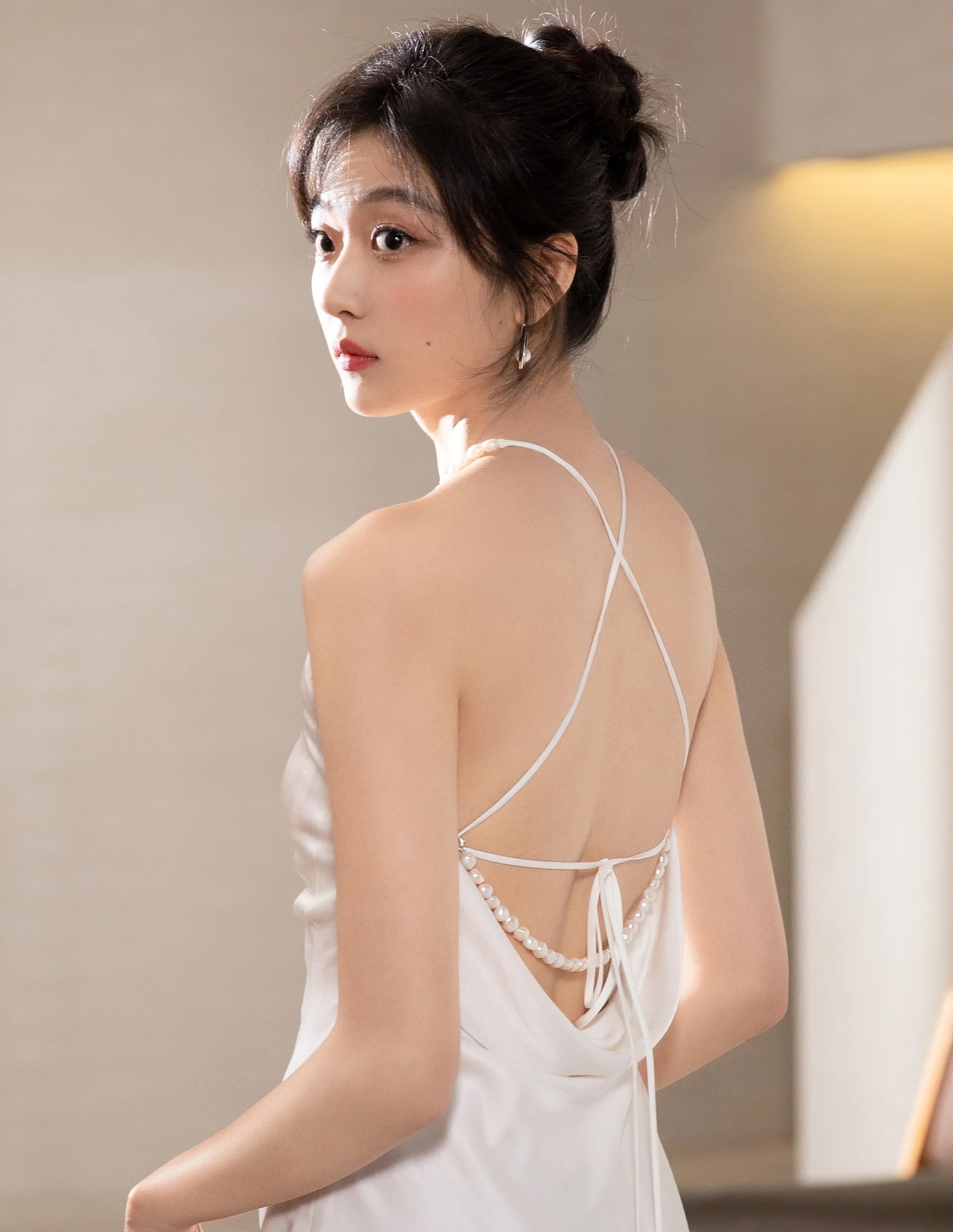 Nữ ch&iacute;nh ng&ocirc;n t&igrave;nh hot nhất l&uacute;c n&agrave;y: Mỹ nữ 1m72 sở hữu đ&ocirc;i ch&acirc;n triệu người ao ước- Ảnh 3.