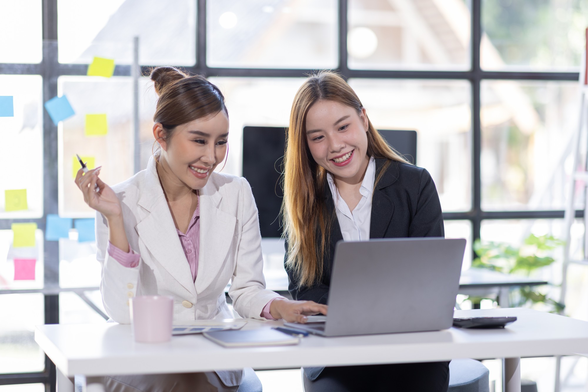 Bí quyết giúp người trẻ yên tâm tài chính, vui sống trọn vẹn - Ảnh 2.