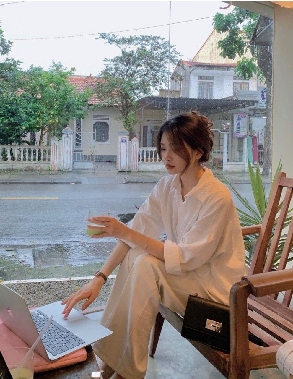Tiết kiệm kh&ocirc;ng c&oacute; nghĩa l&agrave; sống kham khổ: T&ocirc;i vẫn chi mạnh cho 3 thứ n&agrave;y để cuộc sống dễ chịu hơn- Ảnh 2.