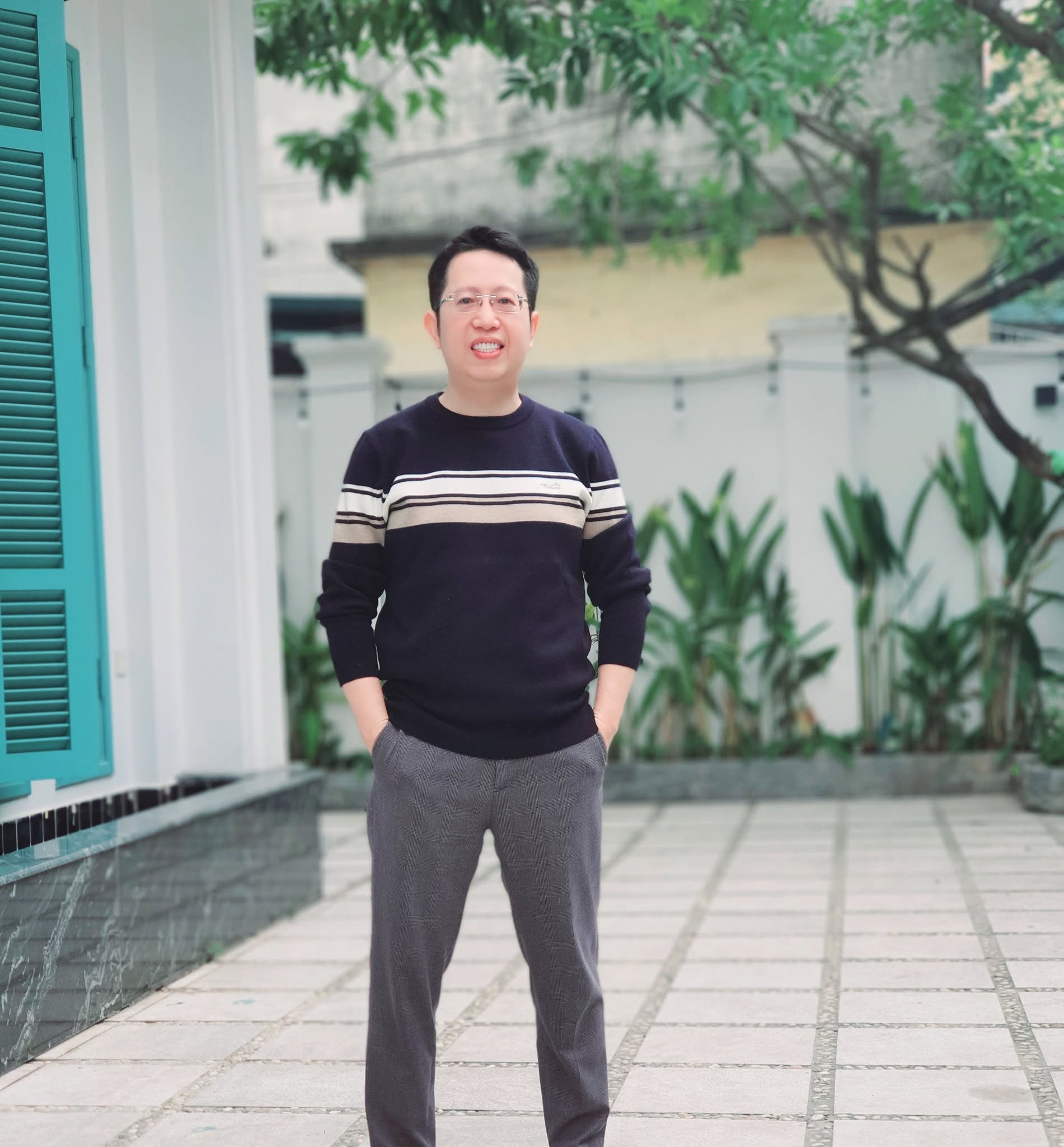 Biệt thự của nam BTV c&oacute; profile "khủng" nhất VTV: S&acirc;n vườn rộng, b&ecirc;n trong c&oacute; một căn ph&ograve;ng rất đặc biệt- Ảnh 1.