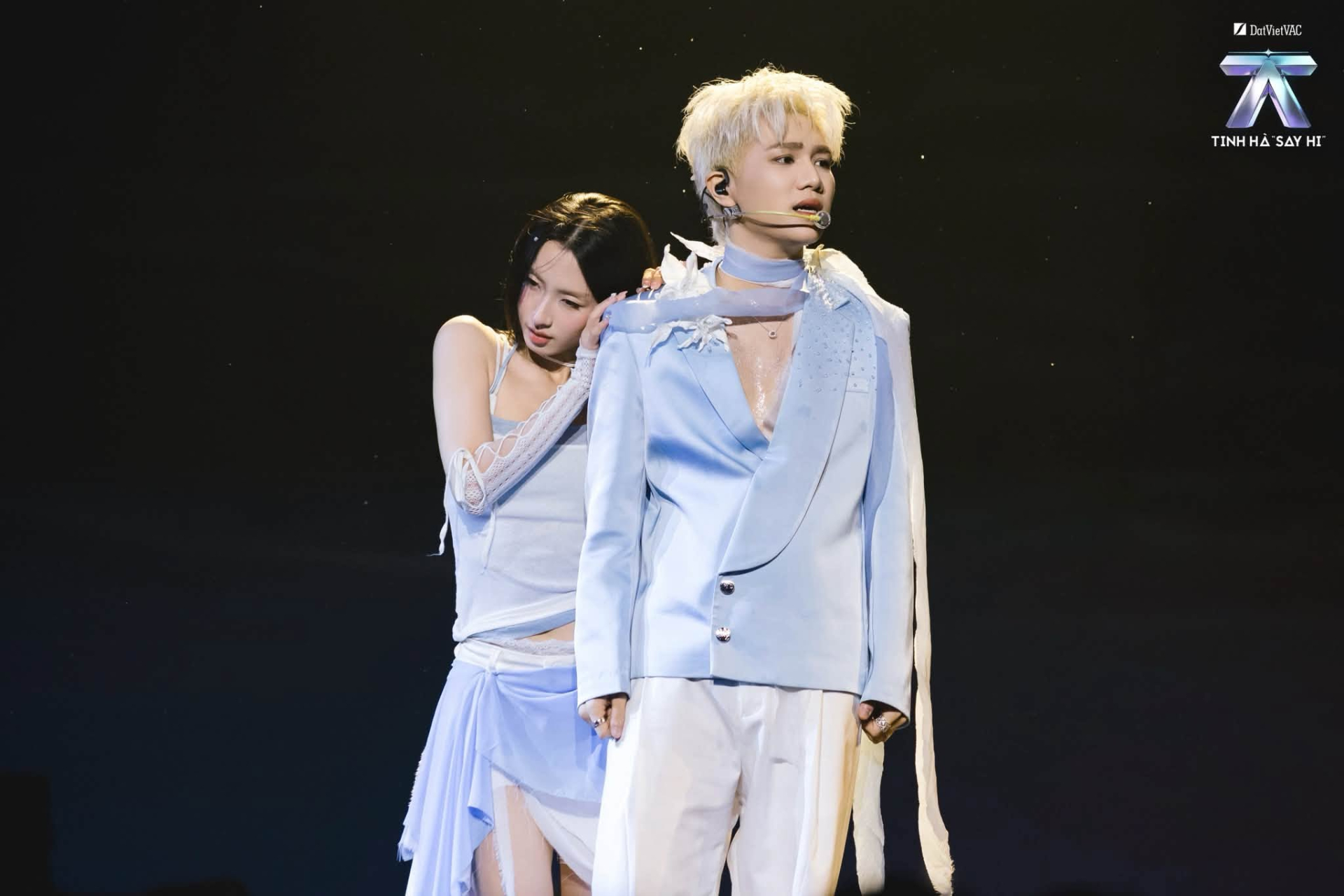 Ca sĩ Việt l&agrave; thủ khoa thanh nhạc: Li&ecirc;n tiếp oanh tạc Top Trending, vừa "đổi gi&oacute;" h&aacute;t ballad đ&atilde; chiếm s&oacute;ng mạng x&atilde; hội- Ảnh 6.