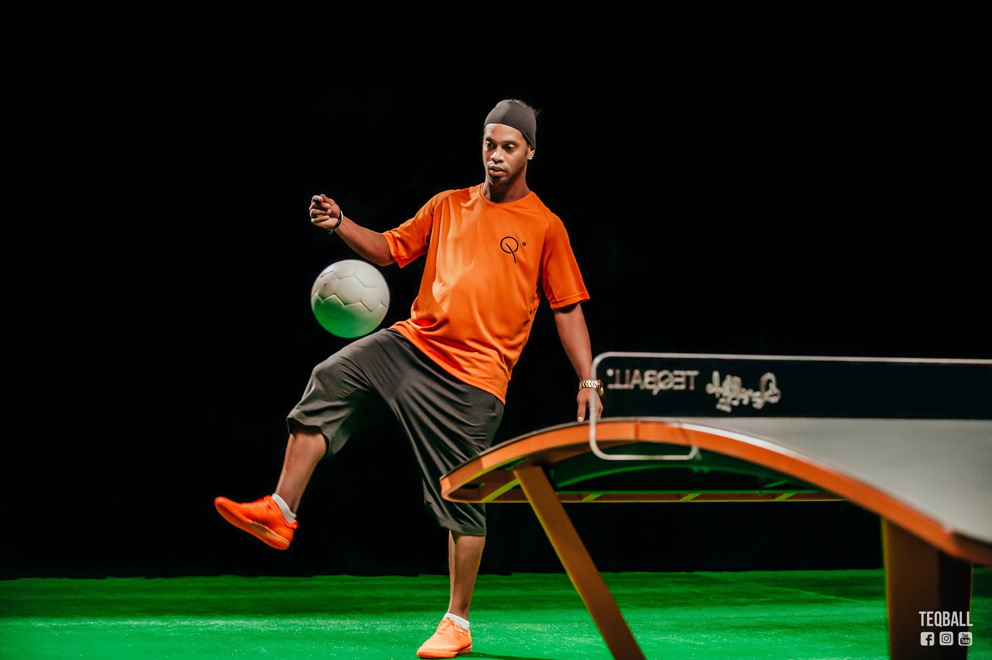 Teqball là gì?- Ảnh 1.