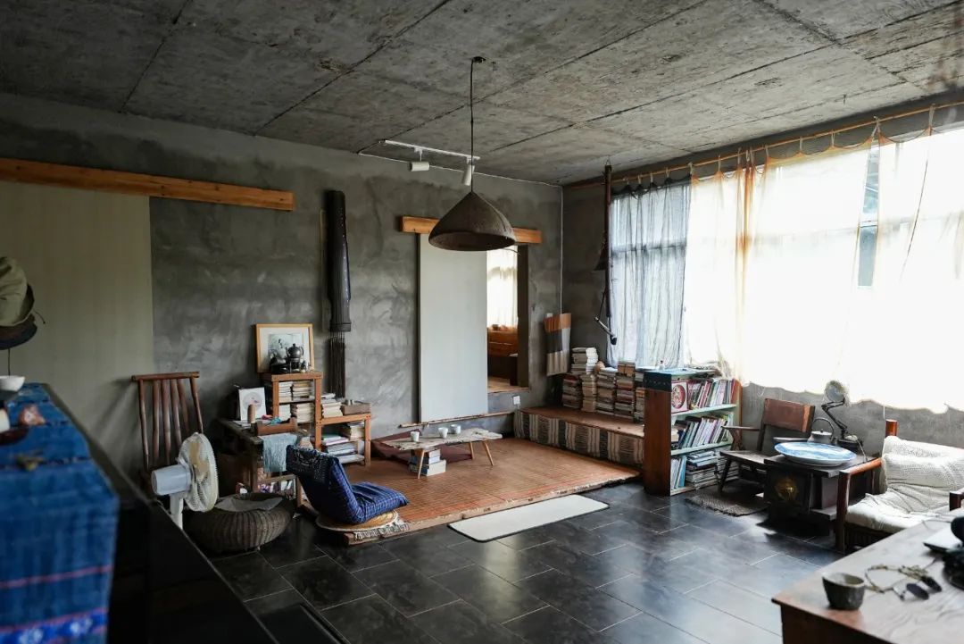 Người phụ nữ 37 tuổi cải tạo căn hộ 45m² thành nơi ai cũng muốn ghé: Không điều hòa, ít dùng điện thoại, đồ cũ cũng thành đẹp- Ảnh 13.