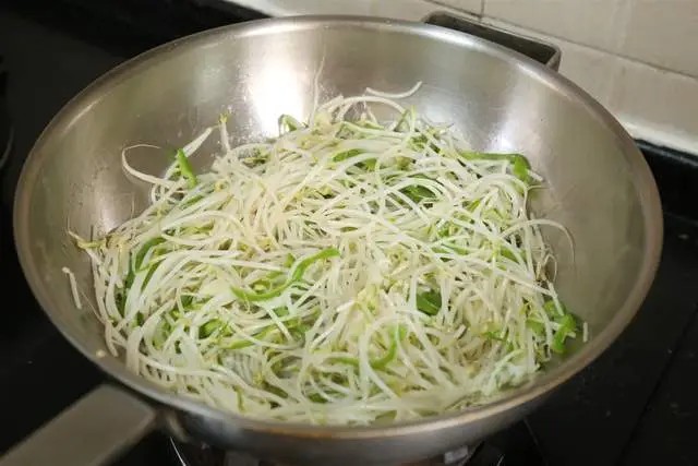 M&oacute;n ăn thanh nhiệt n&ecirc;n ăn v&agrave;o tiết thu ph&acirc;n gi&uacute;p giải độc v&agrave; bổ sung kali - Ảnh 5.
