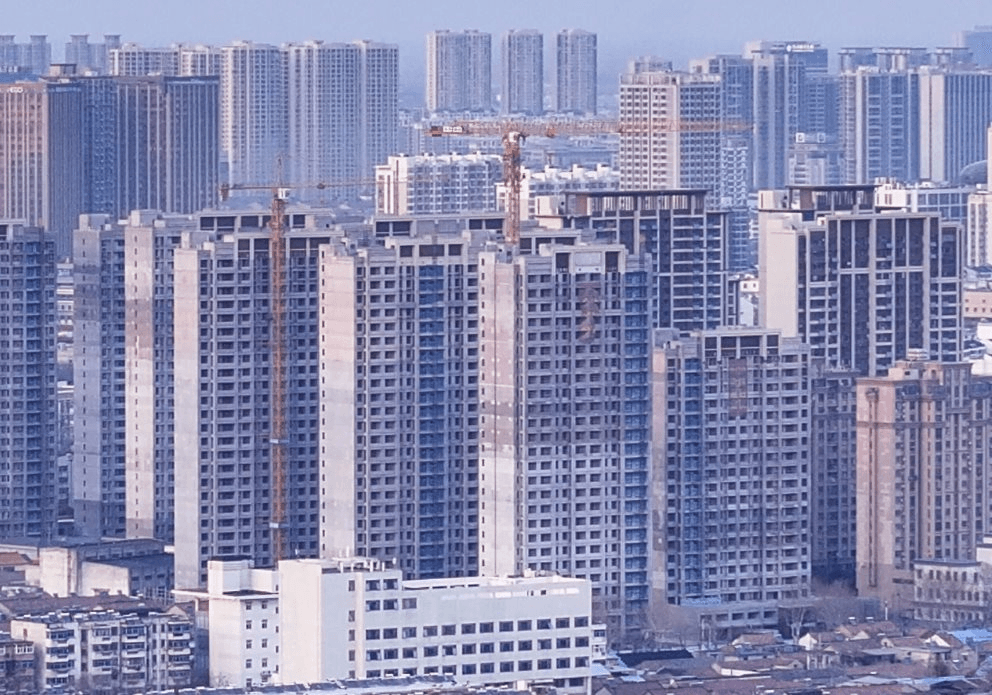 Gi&aacute; nh&agrave; ng&agrave;y c&agrave;ng xa tầm với, v&igrave; sao người trẻ vẫn chưa từ bỏ giấc mơ sở hữu một căn nh&agrave;?- Ảnh 1.