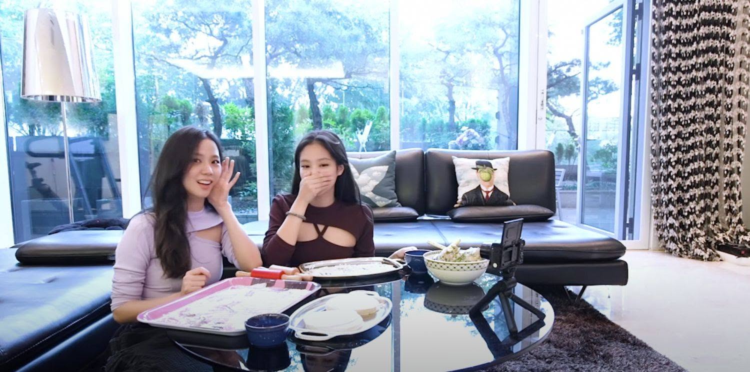 B&ecirc;n trong căn nh&agrave; của Jennie (BLACKPINK): Nội thất xa xỉ, ri&ecirc;ng chiếc giường đ&atilde; 3 tỷ đồng - Ảnh 4.