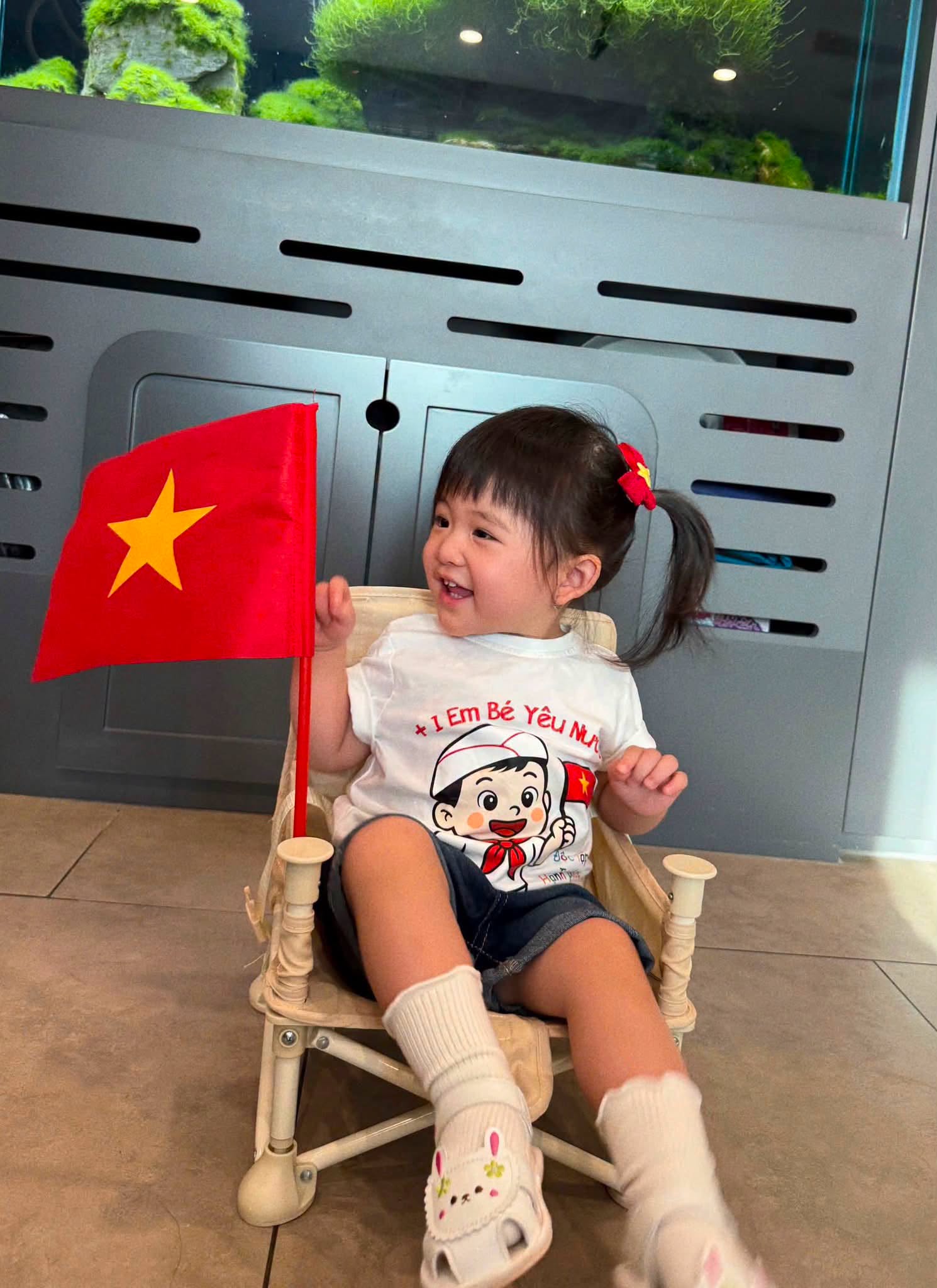 Con gái Puka giống ba như đúc, dứt khoát về phe ba khiến mẹ chỉ biết ngậm ngùi- Ảnh 5.
