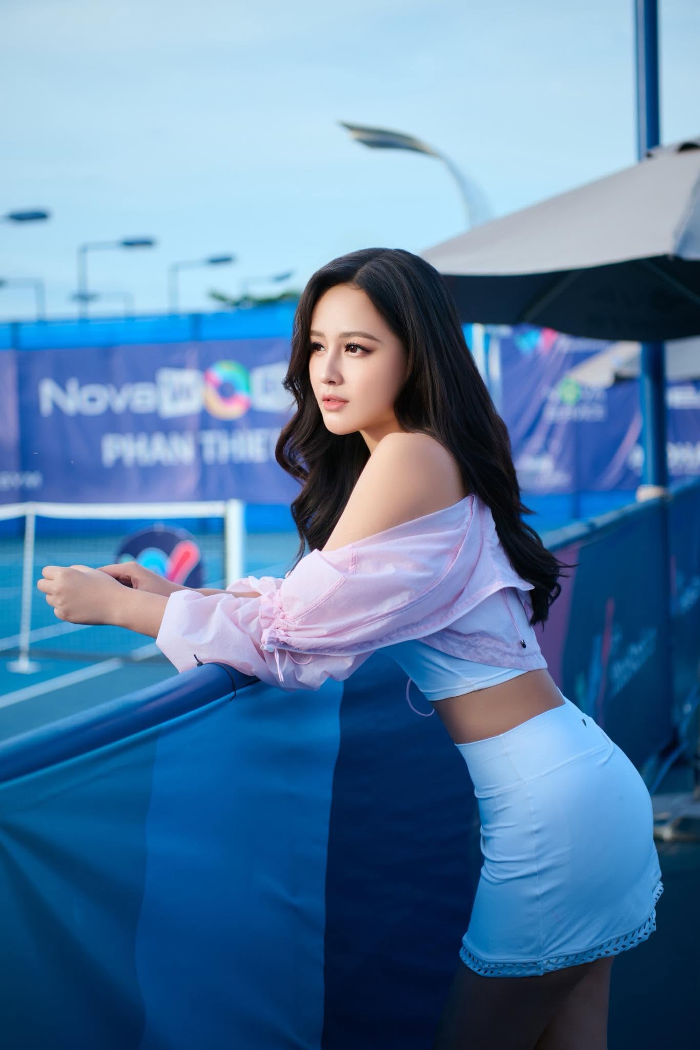M&ecirc; đủ m&ocirc;n rồi, d&agrave;n mỹ nh&acirc;n Việt cuối c&ugrave;ng vẫn quay về với tennis: C&aacute;i chất &ldquo;quiet luxury&rdquo; kh&oacute; m&agrave; thay thế - Ảnh 3.