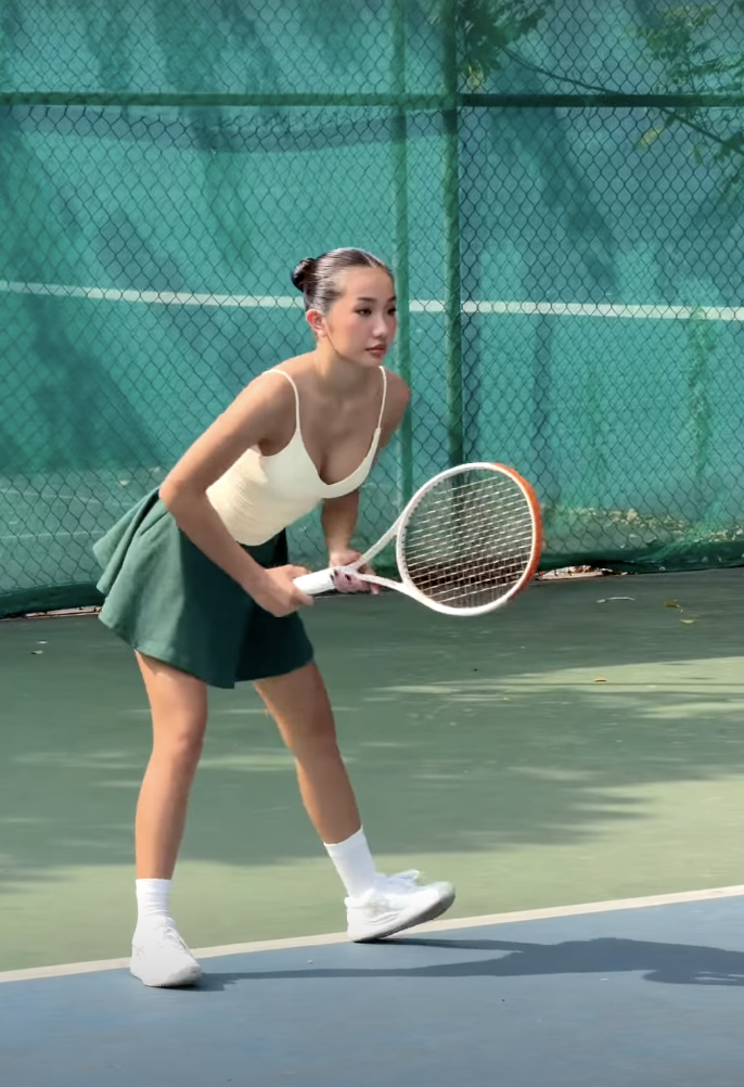 M&ecirc; đủ m&ocirc;n rồi, d&agrave;n mỹ nh&acirc;n Việt cuối c&ugrave;ng vẫn quay về với tennis: C&aacute;i chất &ldquo;quiet luxury&rdquo; kh&oacute; m&agrave; thay thế - Ảnh 14.