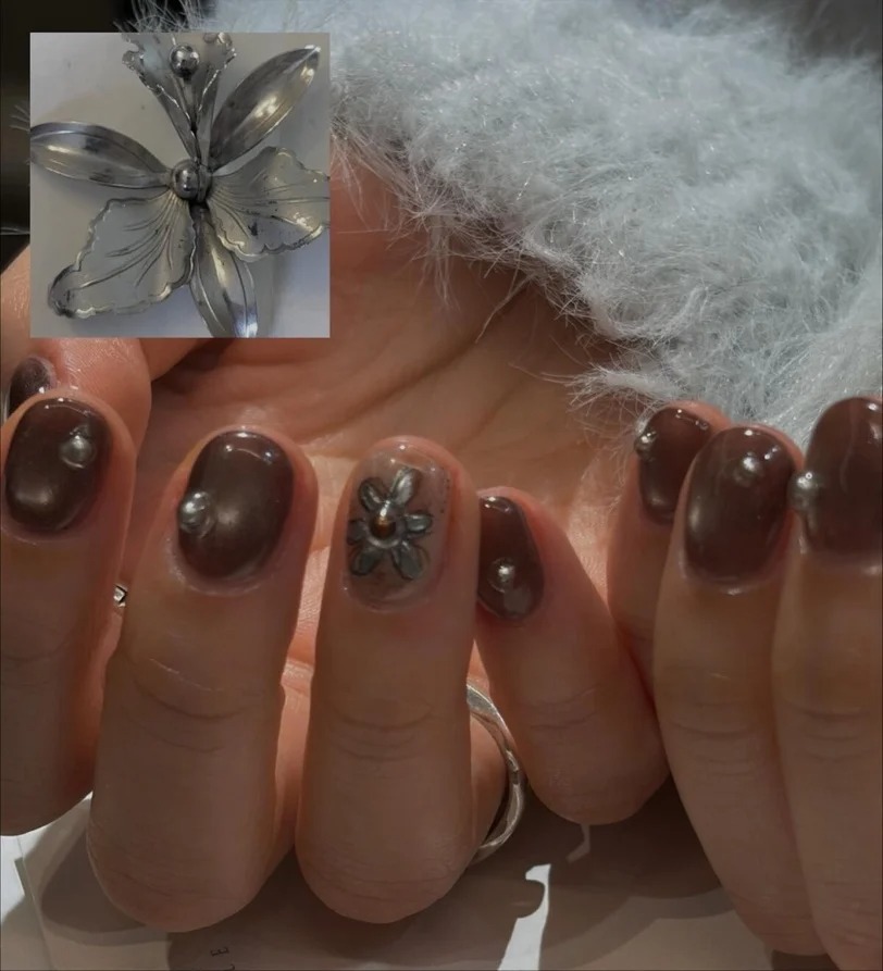 Nail màu cà phê là lựa chọn “chân ái” của mùa thu 2026: Đẹp tinh tế kiểu old money- Ảnh 11.