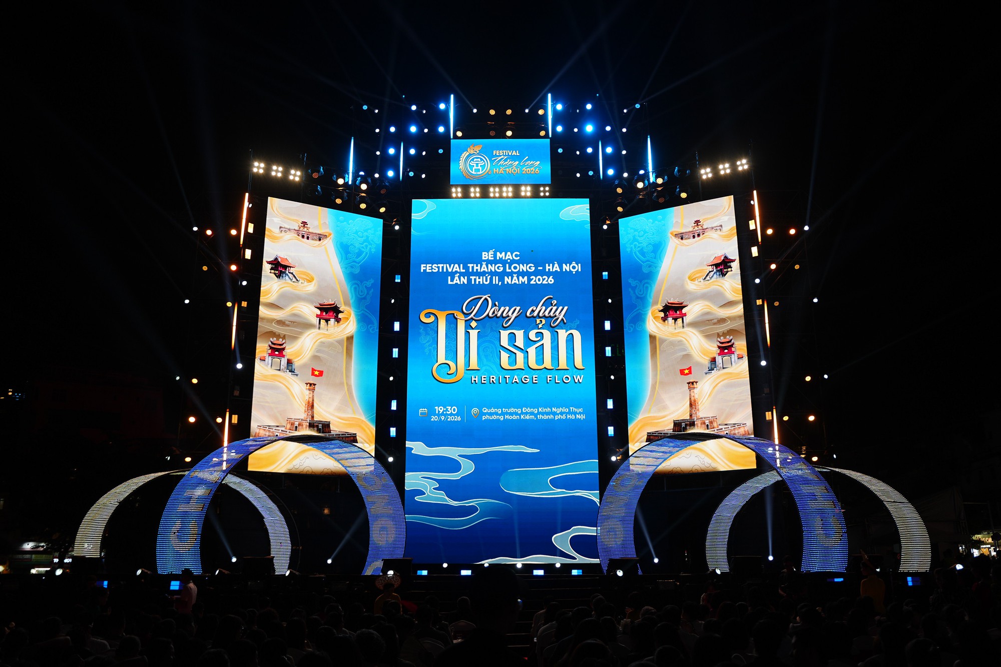 Toàn cảnh lễ bế mạc Festival Thăng Long - Hà Nội 2026: Di sản được trao truyền, sáng tạo và tiếp nối - Ảnh 1.